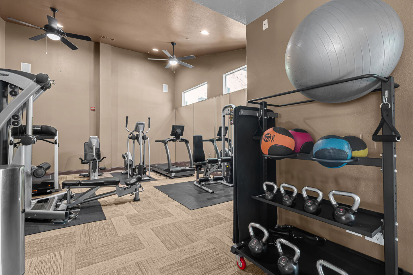 Larkin Apartment Homes Image 30