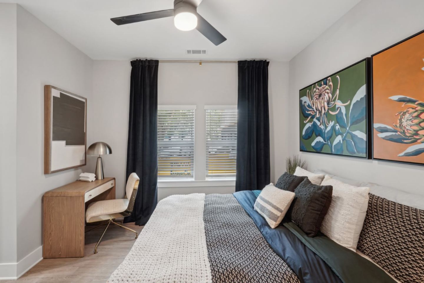 900 Willow Image 18