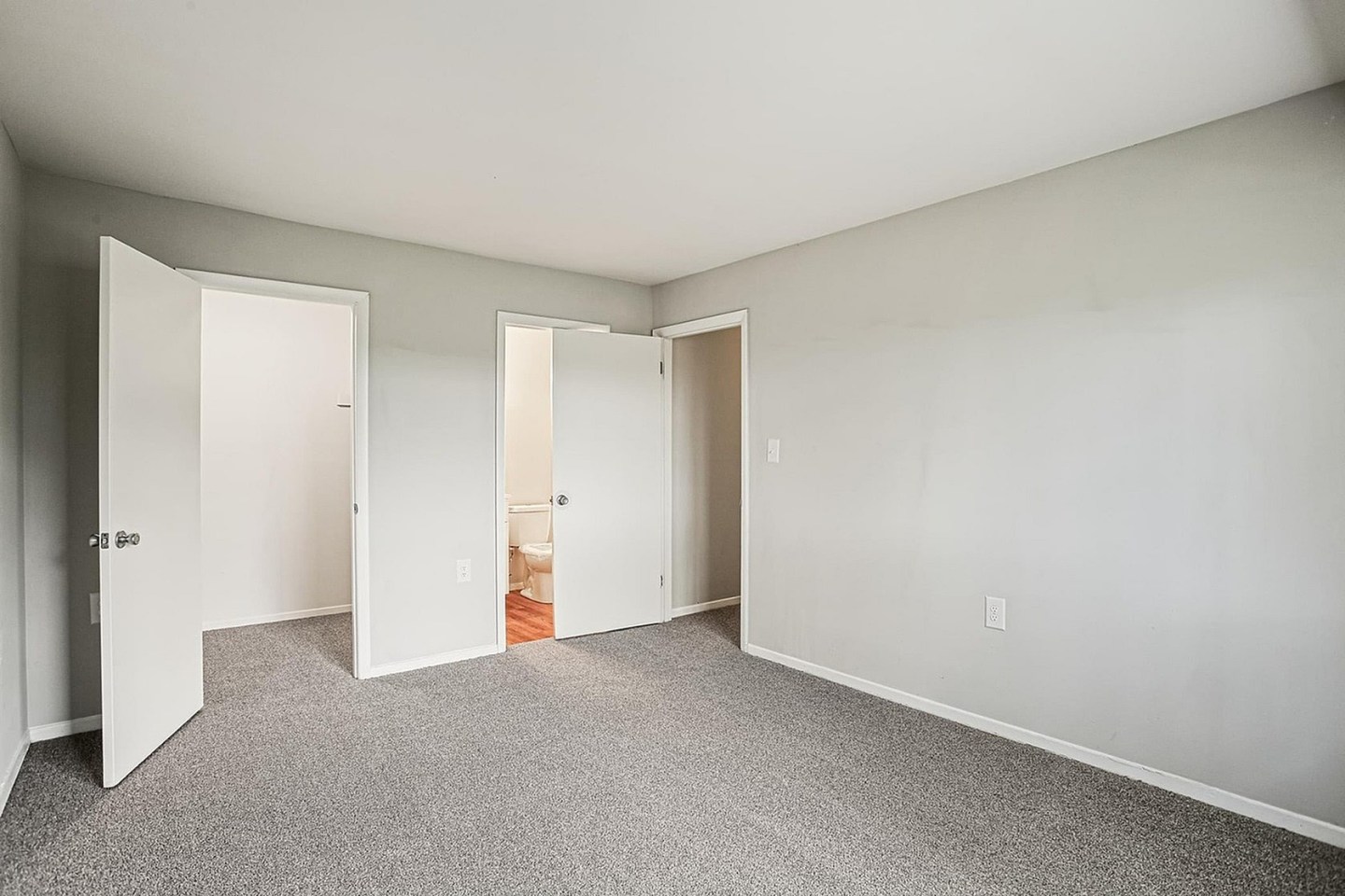 Meadow Creek Apartments Image 11