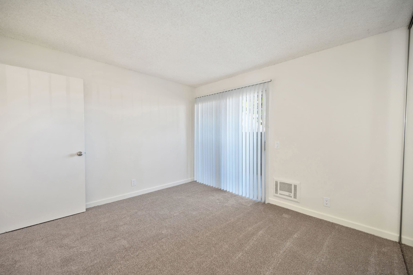 Elan Tamarack Shores Image 25