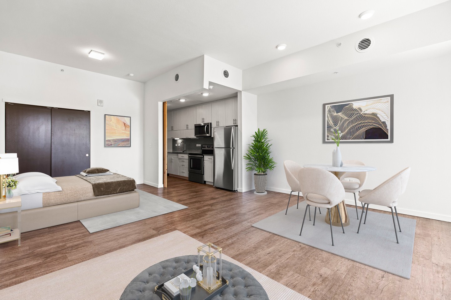 MOTO Apartments Image 10