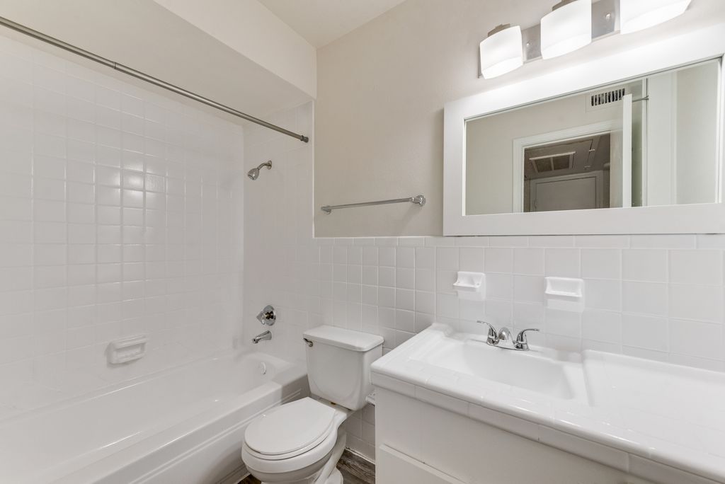 Eastwind Image 102