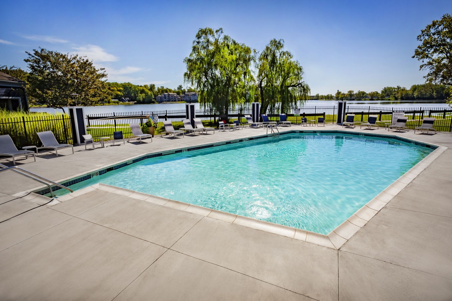 Fisherman's Village Apartments Image 26
