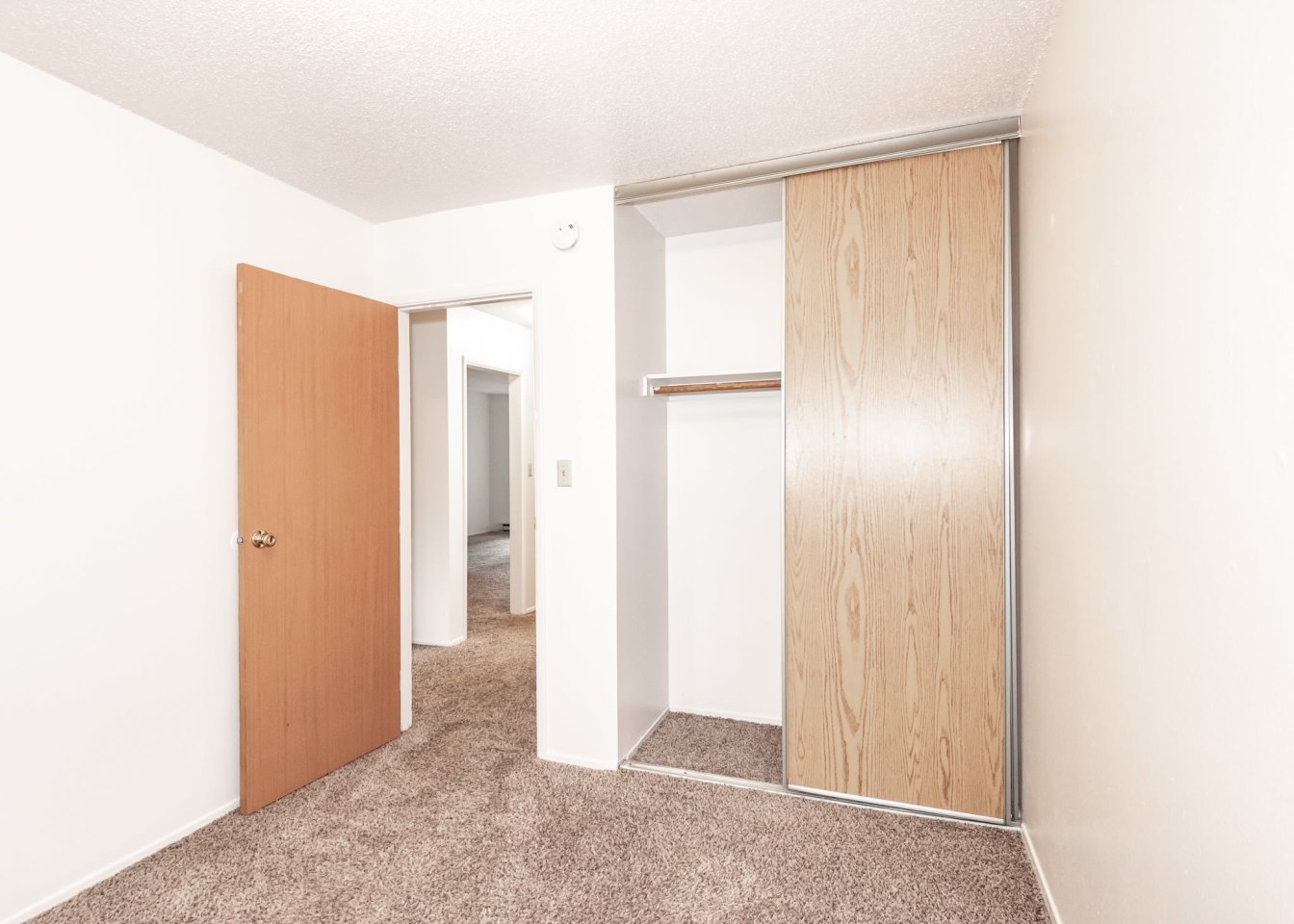 Churchill Gardens Apartments Image 14
