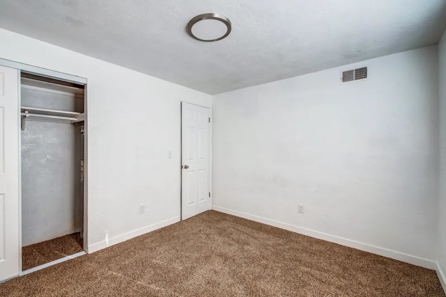 Morain Estates Image 25