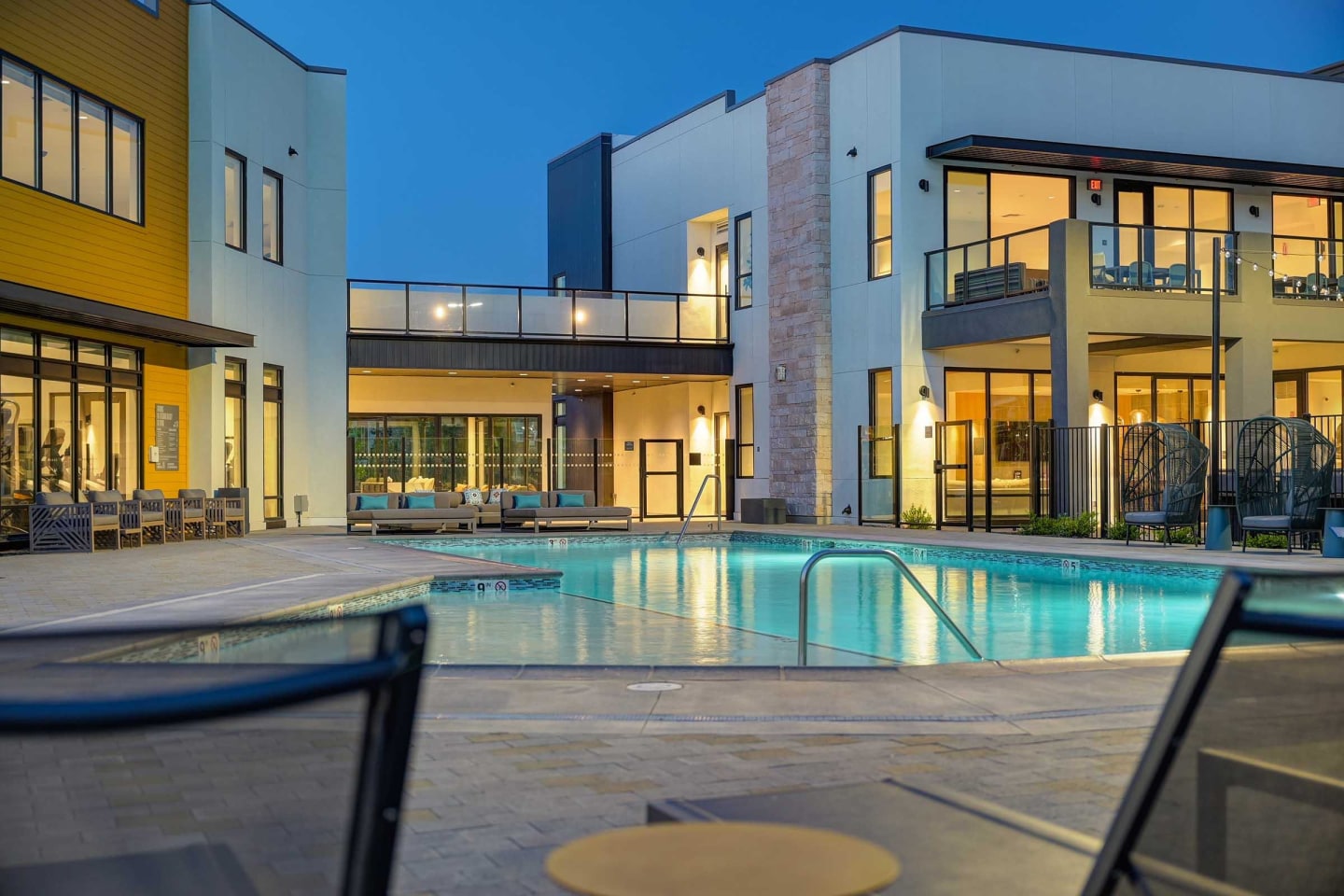 Halcyon Apartments Image 48