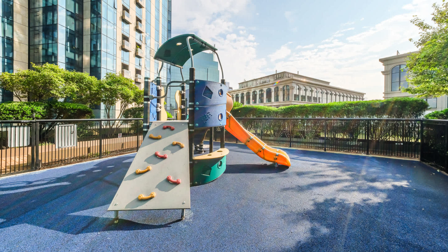 70 Greene Image 1