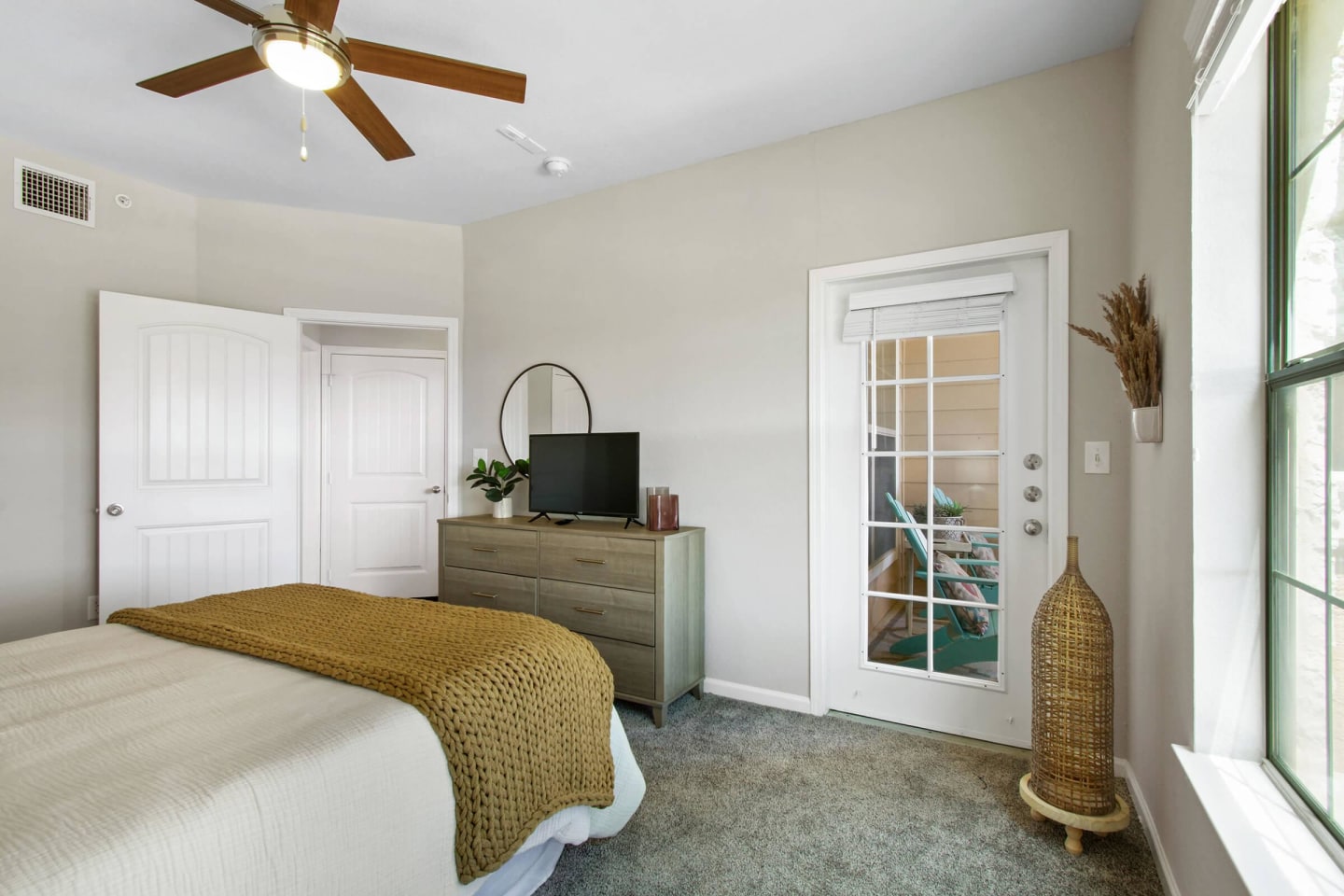 Mission Hills Apartments Image 19