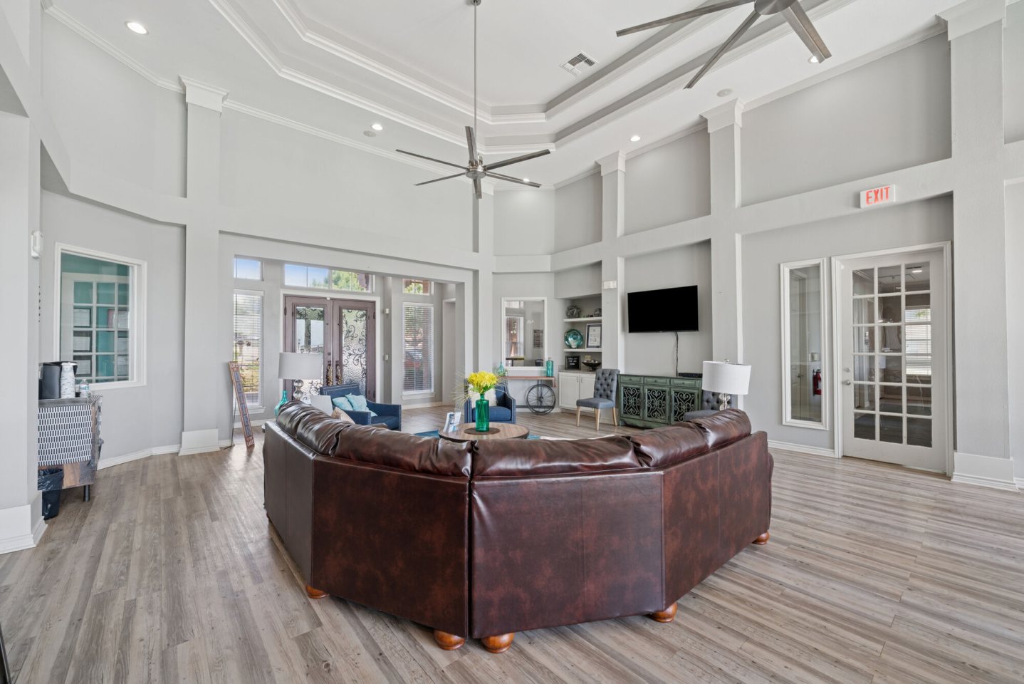 Blue Lake Villas I Image 6