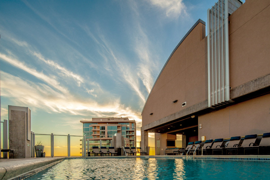 SkyHouse Dallas Image 25