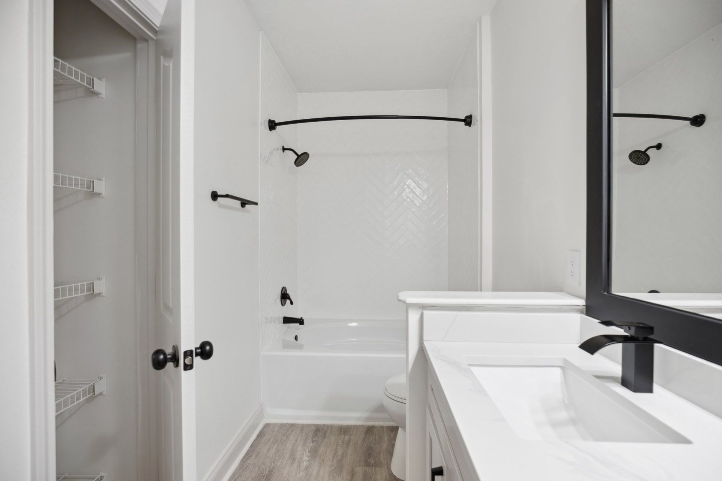 Enclave at Rivergate Image 51