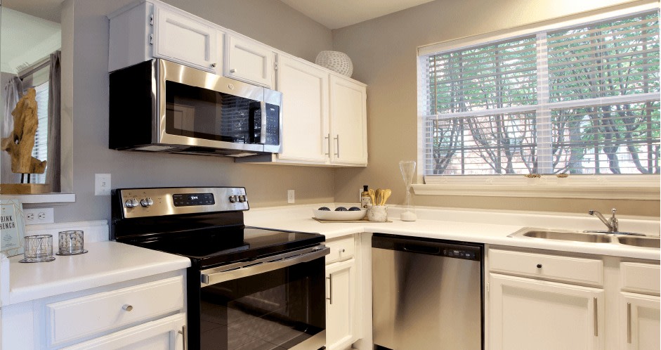 The Saxony Apartments Image 3