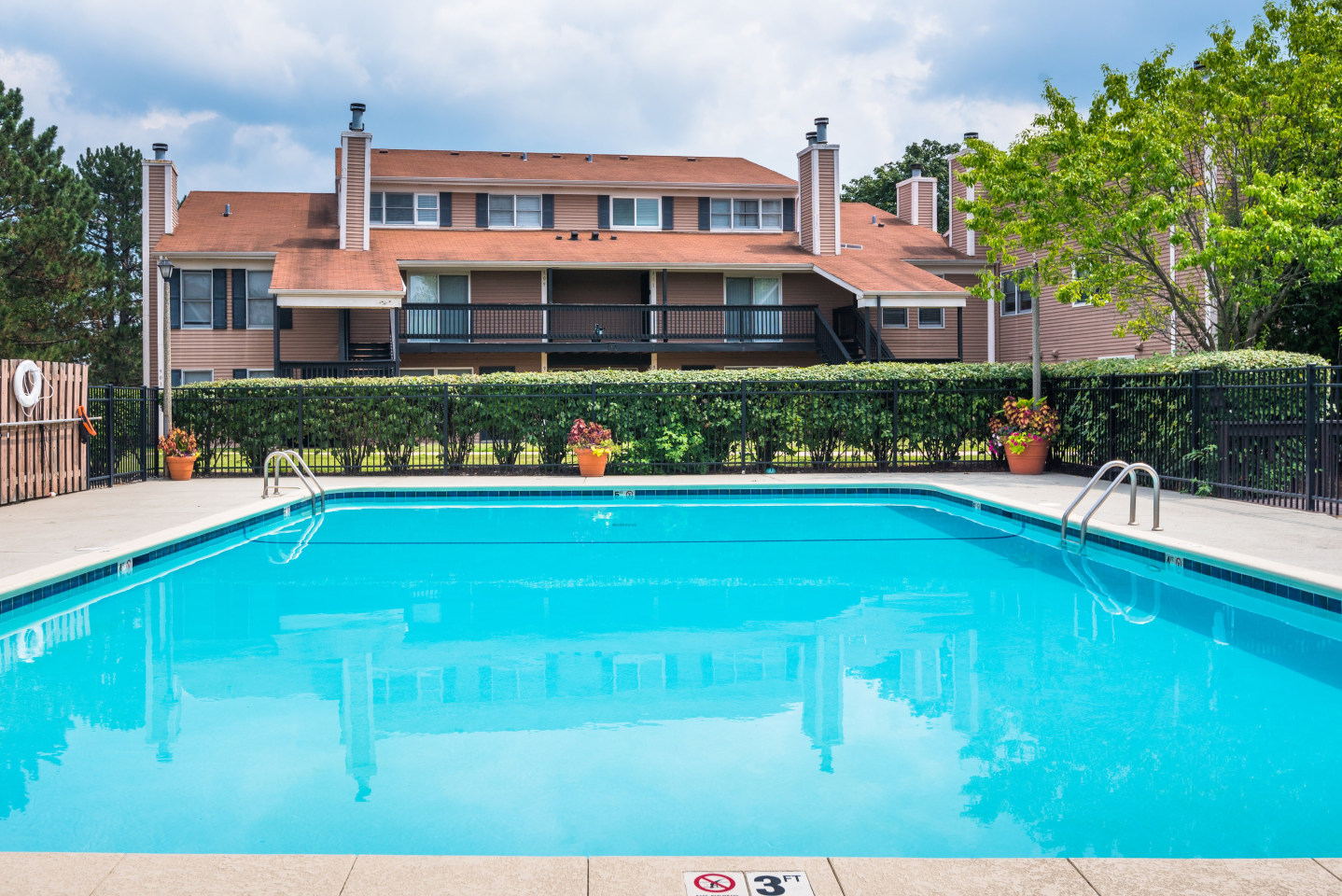 Haven on Long Grove Apartments and Townhomes Image 7