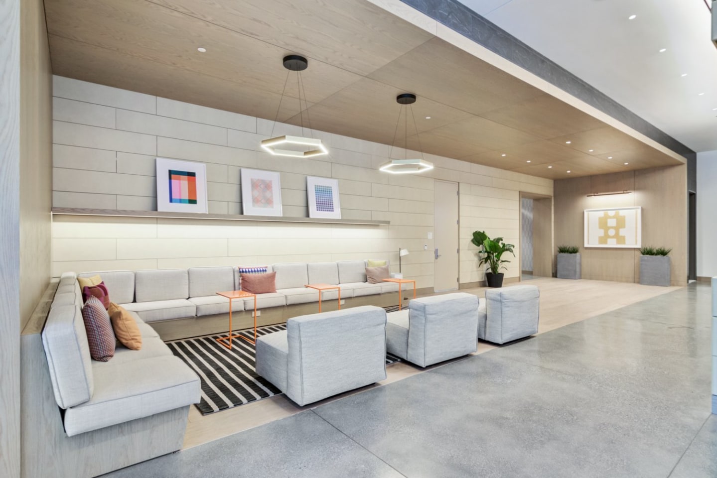 One65 Main Image 27