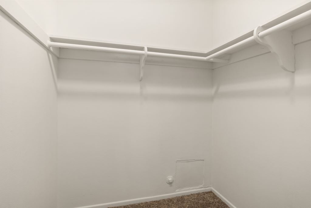 Lombardi Apartments Image 55
