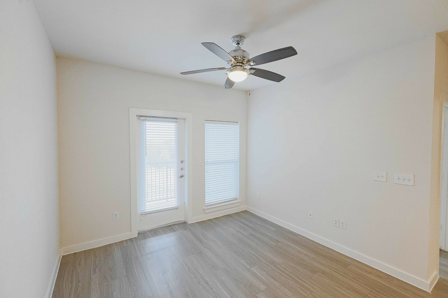 Urban Oaks Apartments - Affordable Housing Image 4