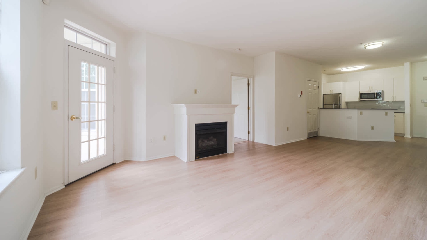 The Landings at Port Imperial Image 43