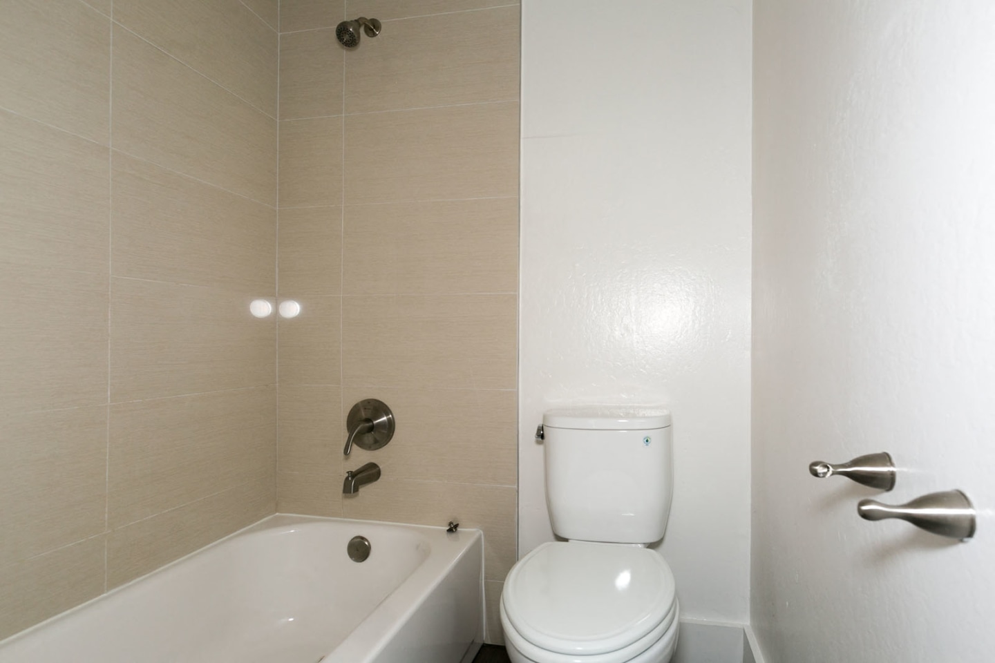 2385 Folsom Image 37