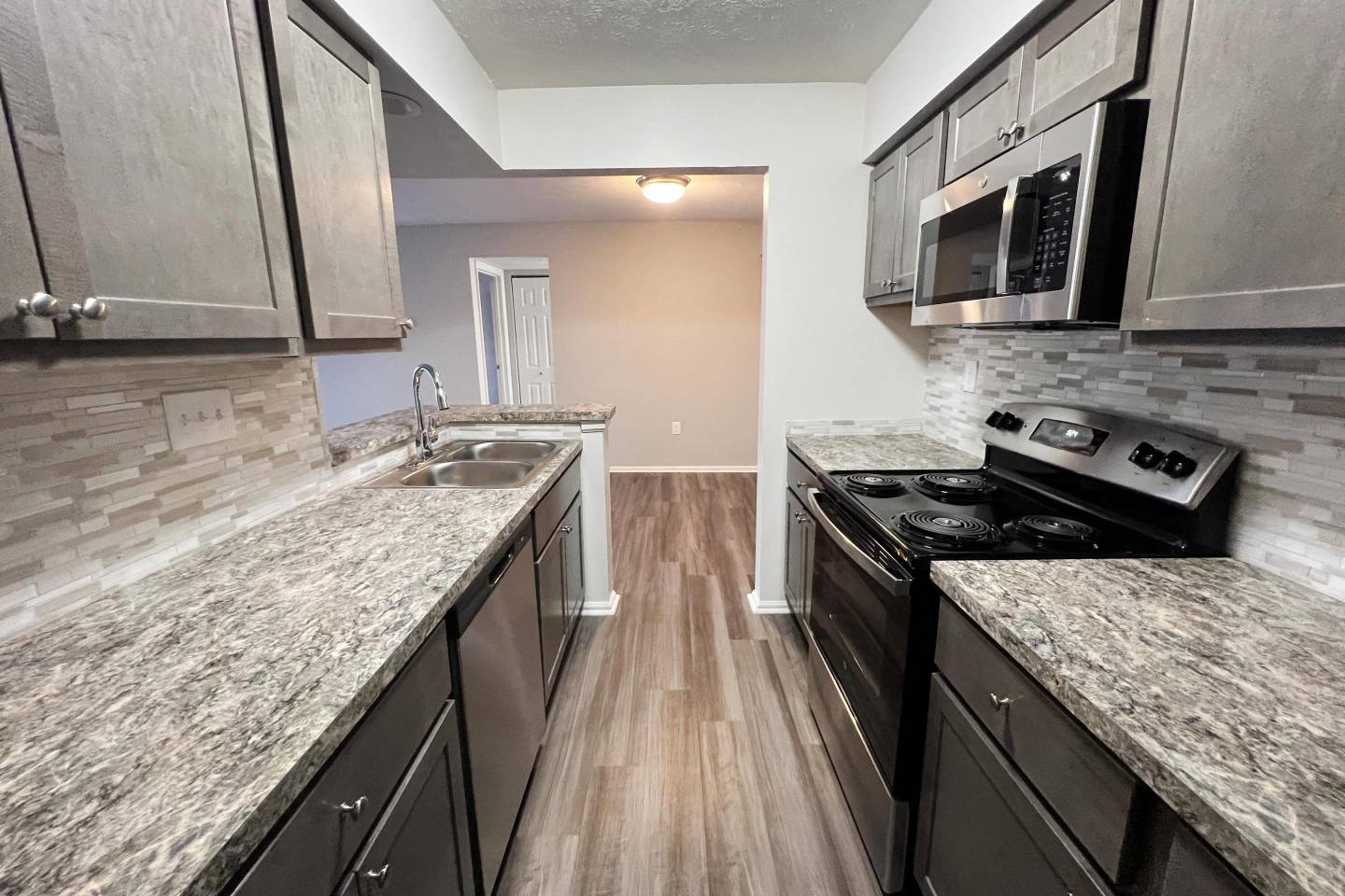 Deercross Apartments Image 67