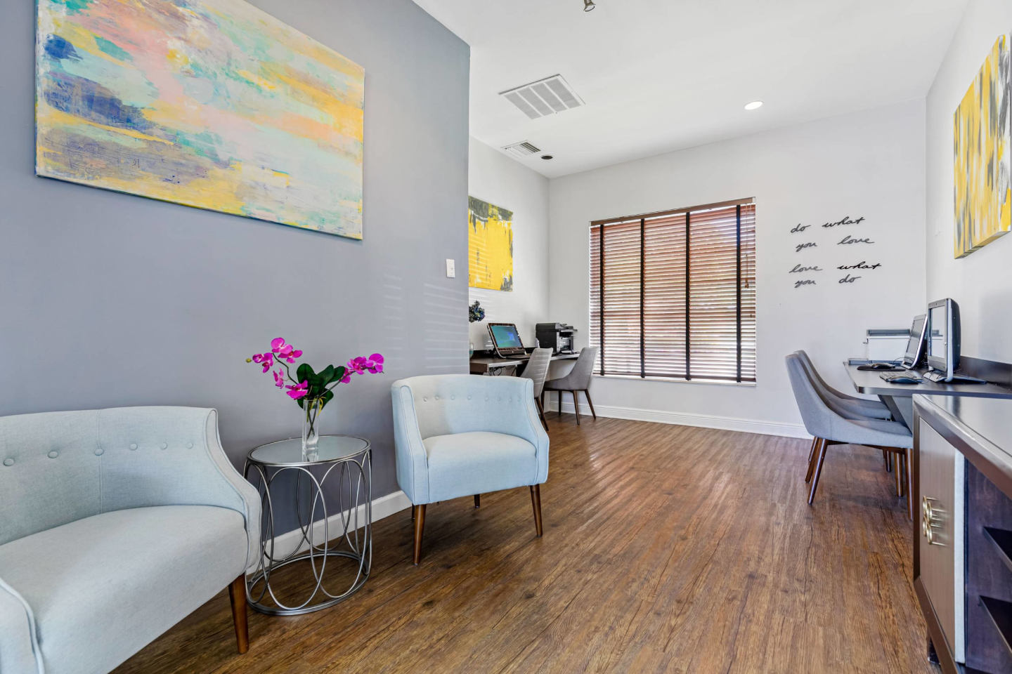 Sunset Gardens Apartments Image 15
