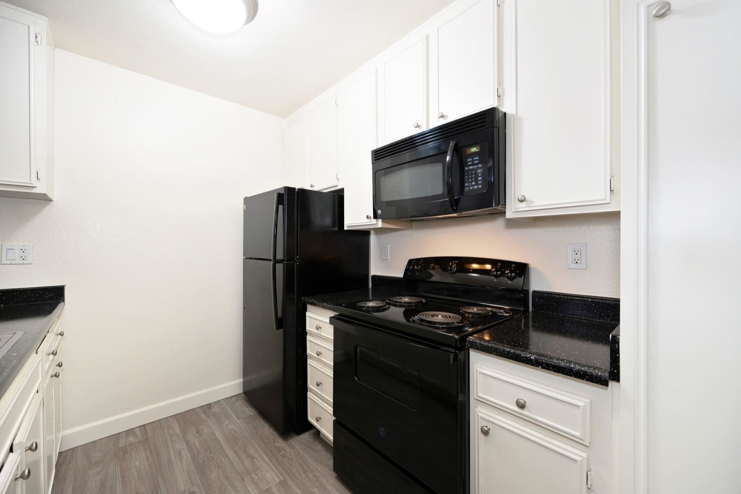 Elán Cardiff by the Sea Apartment Homes Image 18