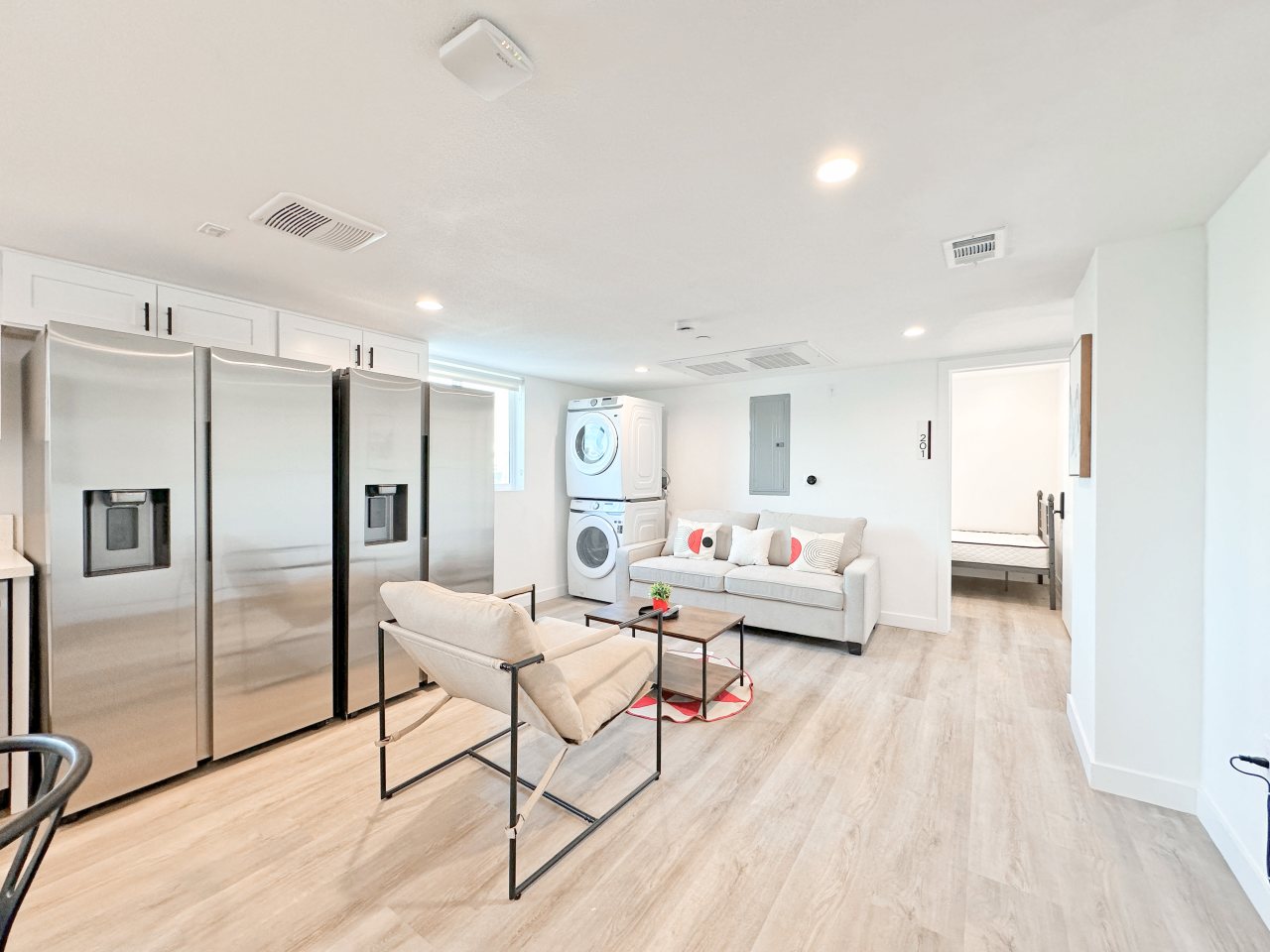 TL 1361 W 35th St - Co-Living Image 7
