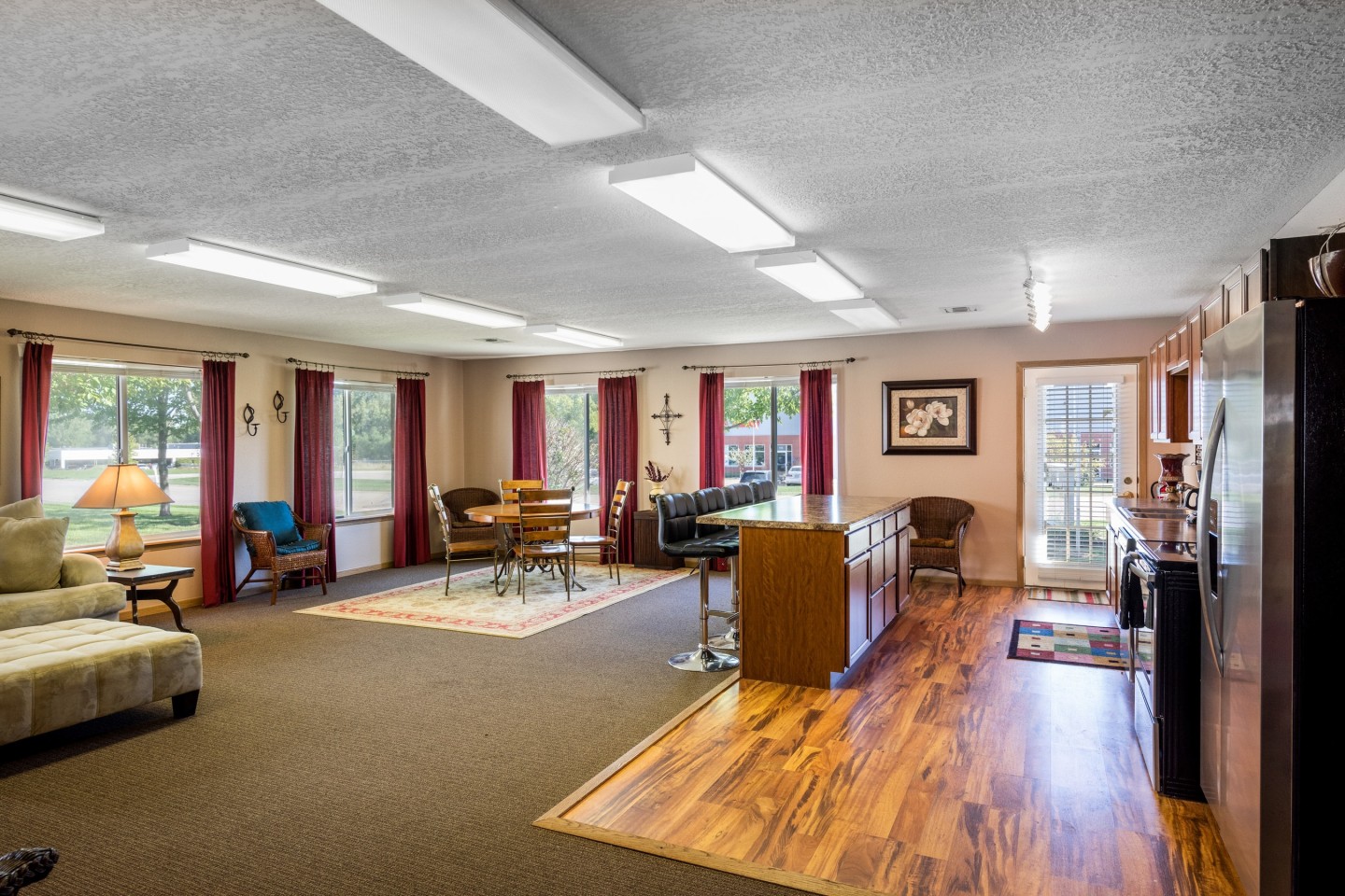 Ashford Apartments Image 16