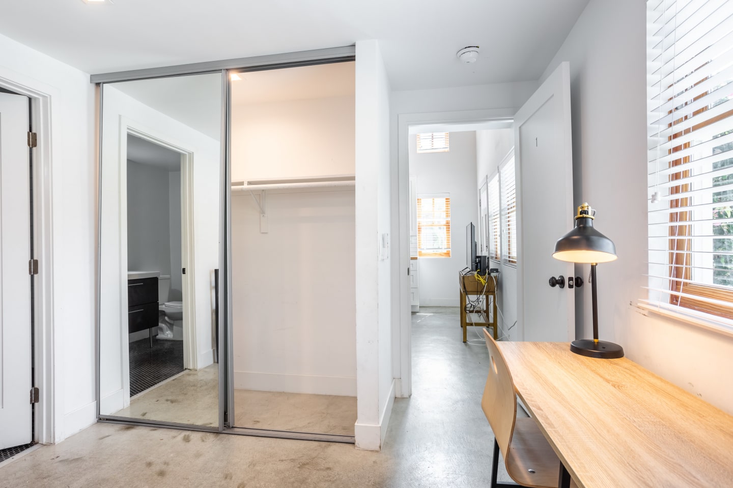 1137 West 24th Street - Co-Living Image 2
