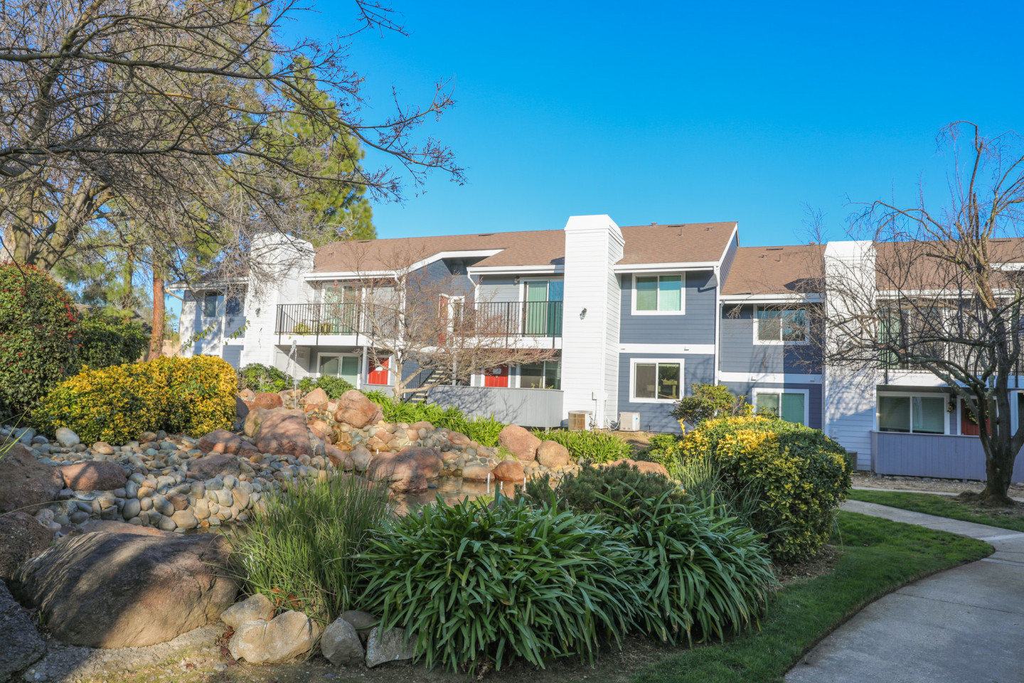 Lake Pointe Apartments Image 12