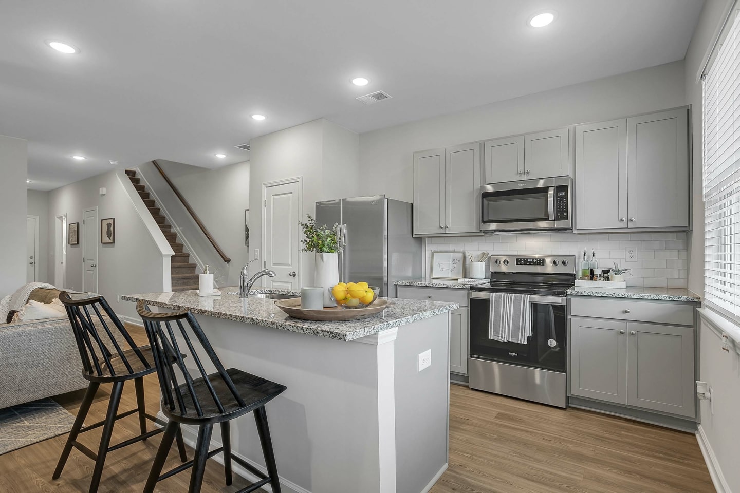 Covey Homes Kirkland - Homes for Rent Image 1