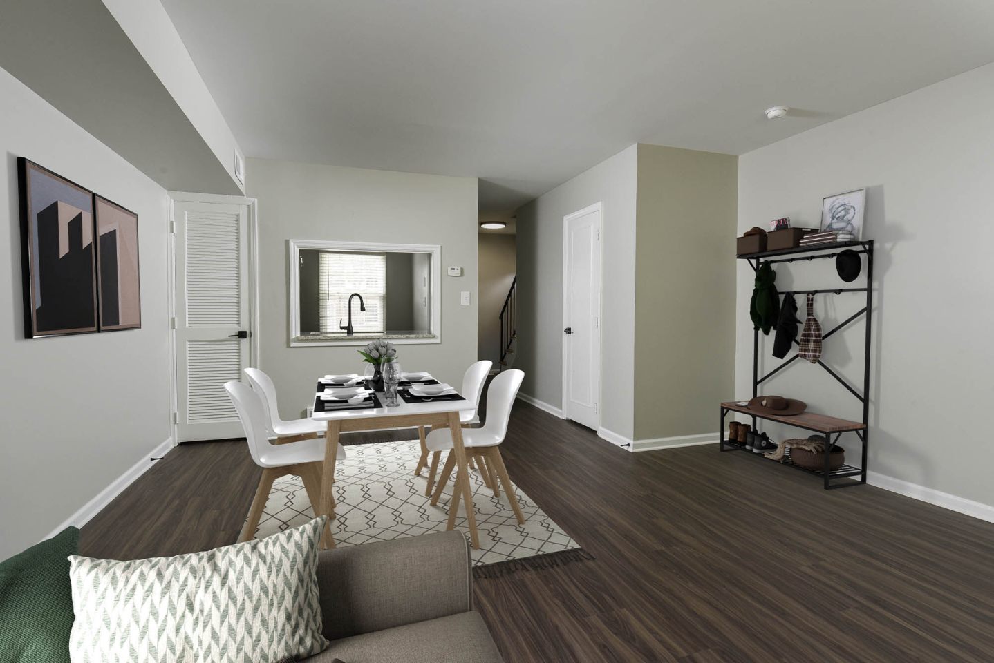 River Oaks Image 14