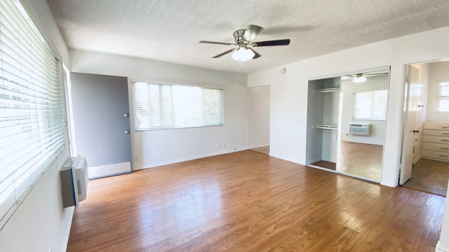 5716 Tujunga Ave Image 1