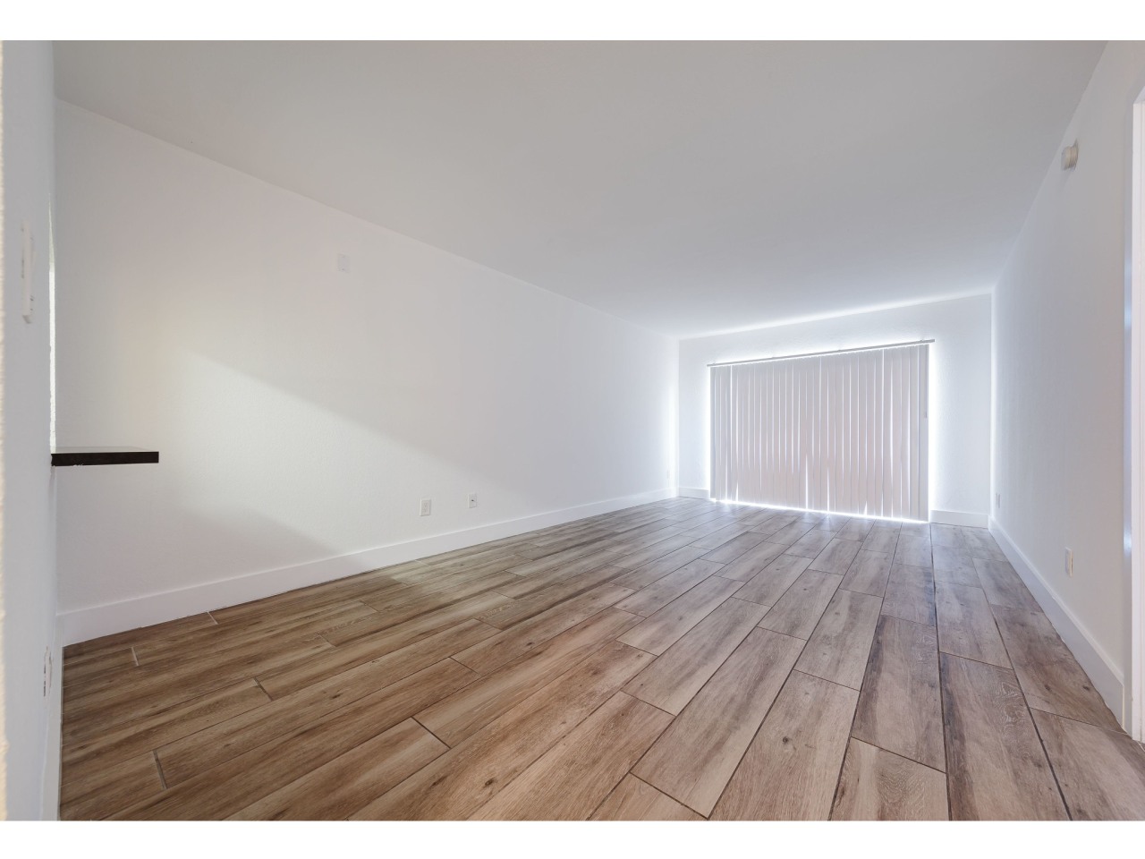 Miami Shores Luxury Apartments Image 1