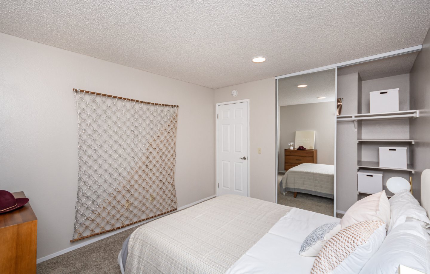 The Grove Luxury Apartments Image 18