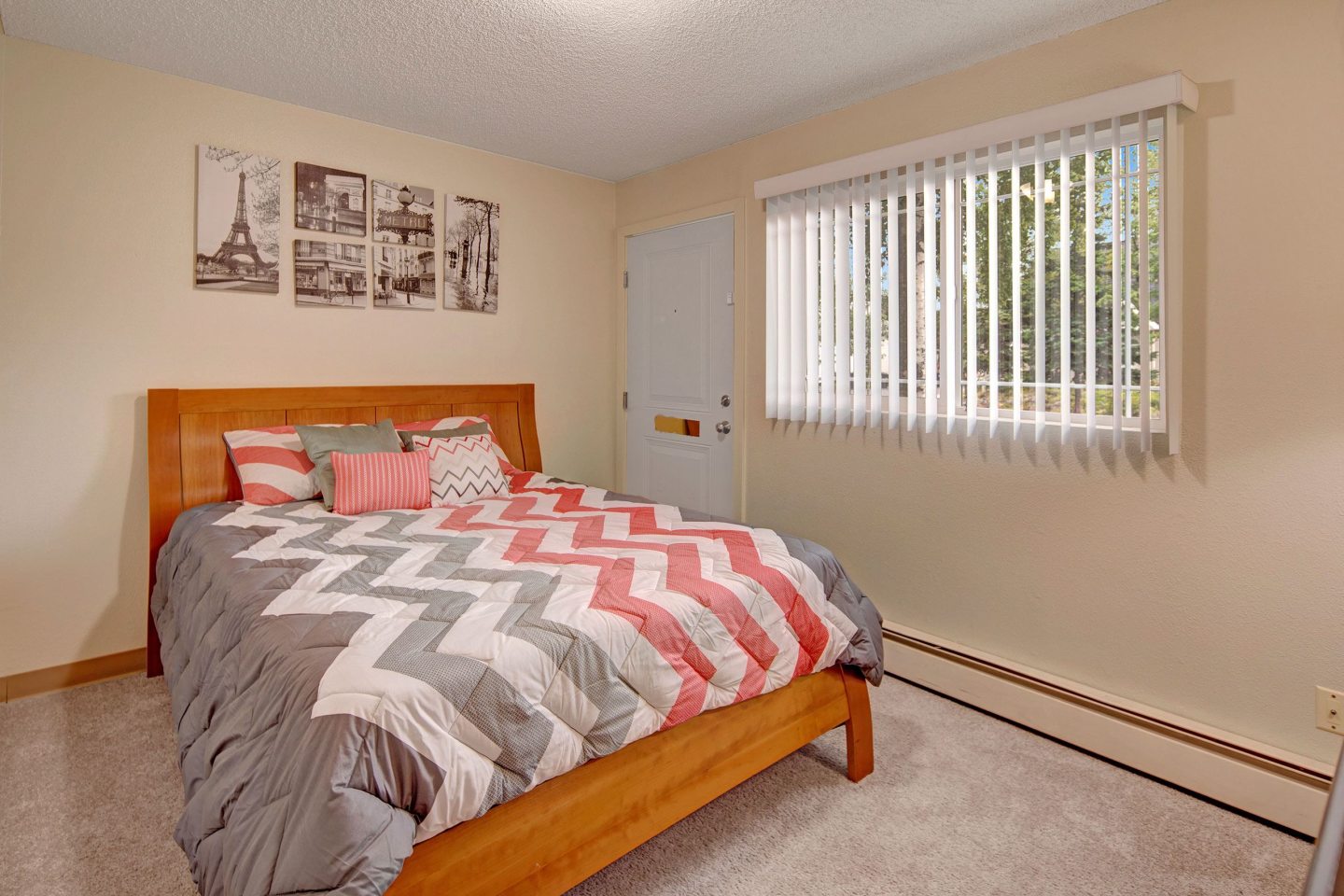 Brighton Woods Apartment Homes Image 4