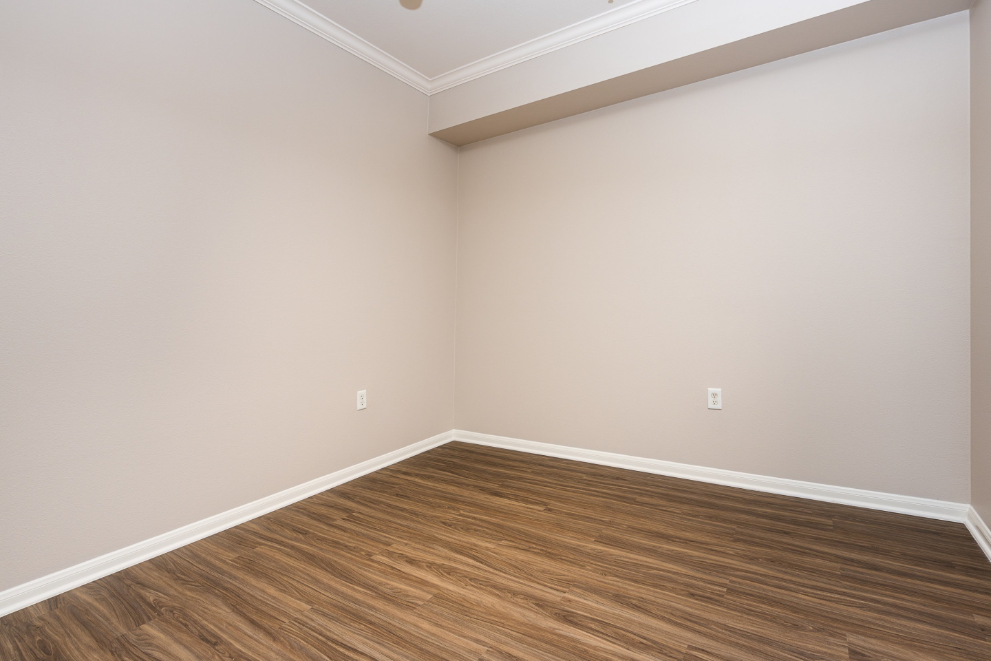 College Park Apartment Homes Image 48