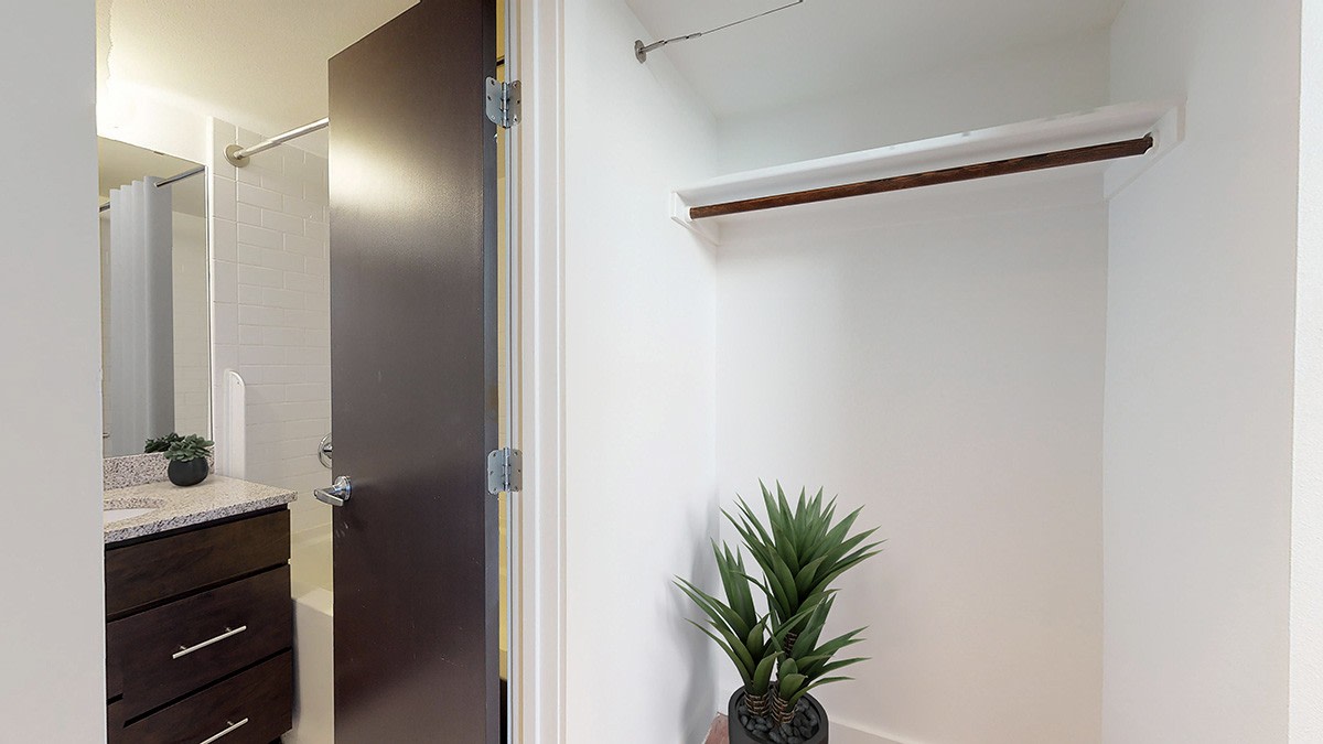 Emerson Lofts Image 24