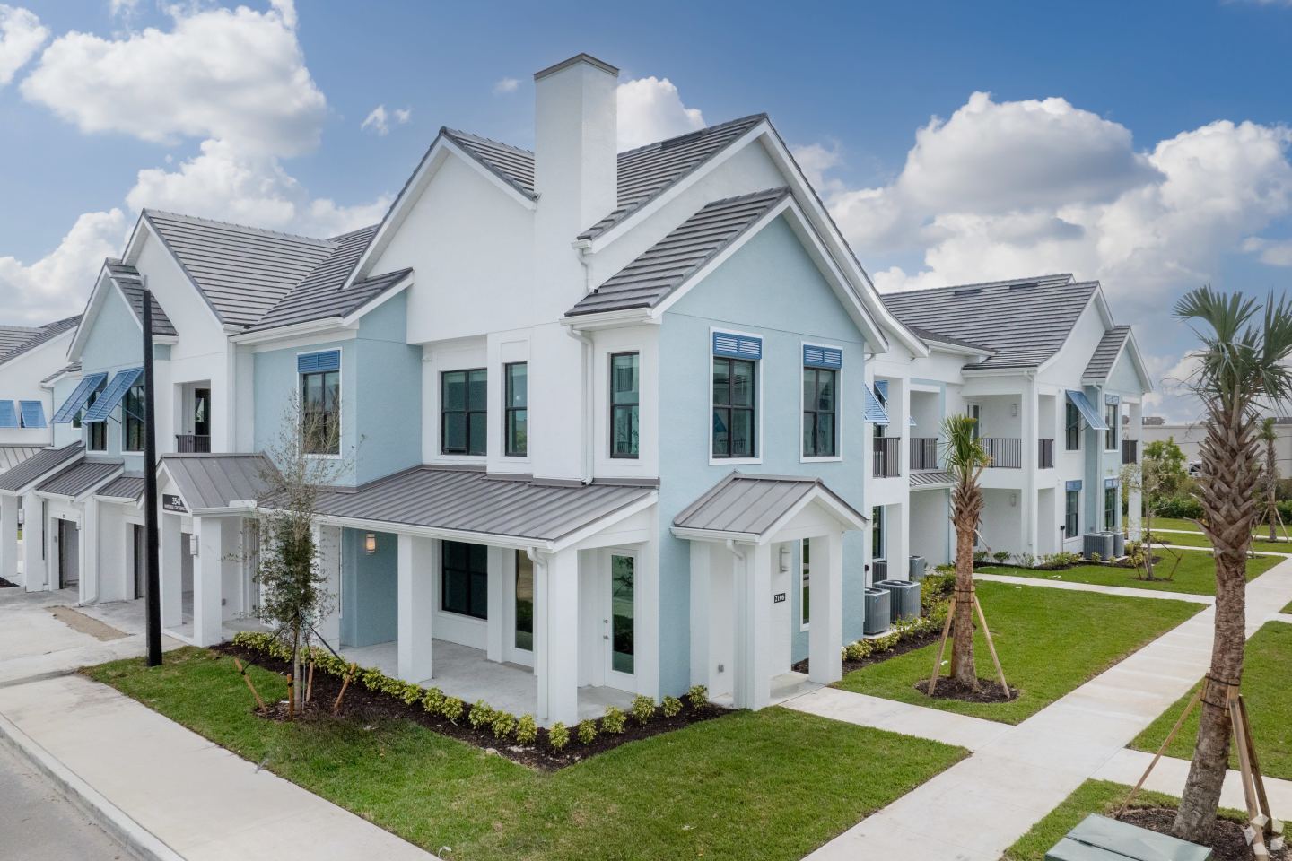 Imperial Crossing Luxury Apartment Homes Image 6