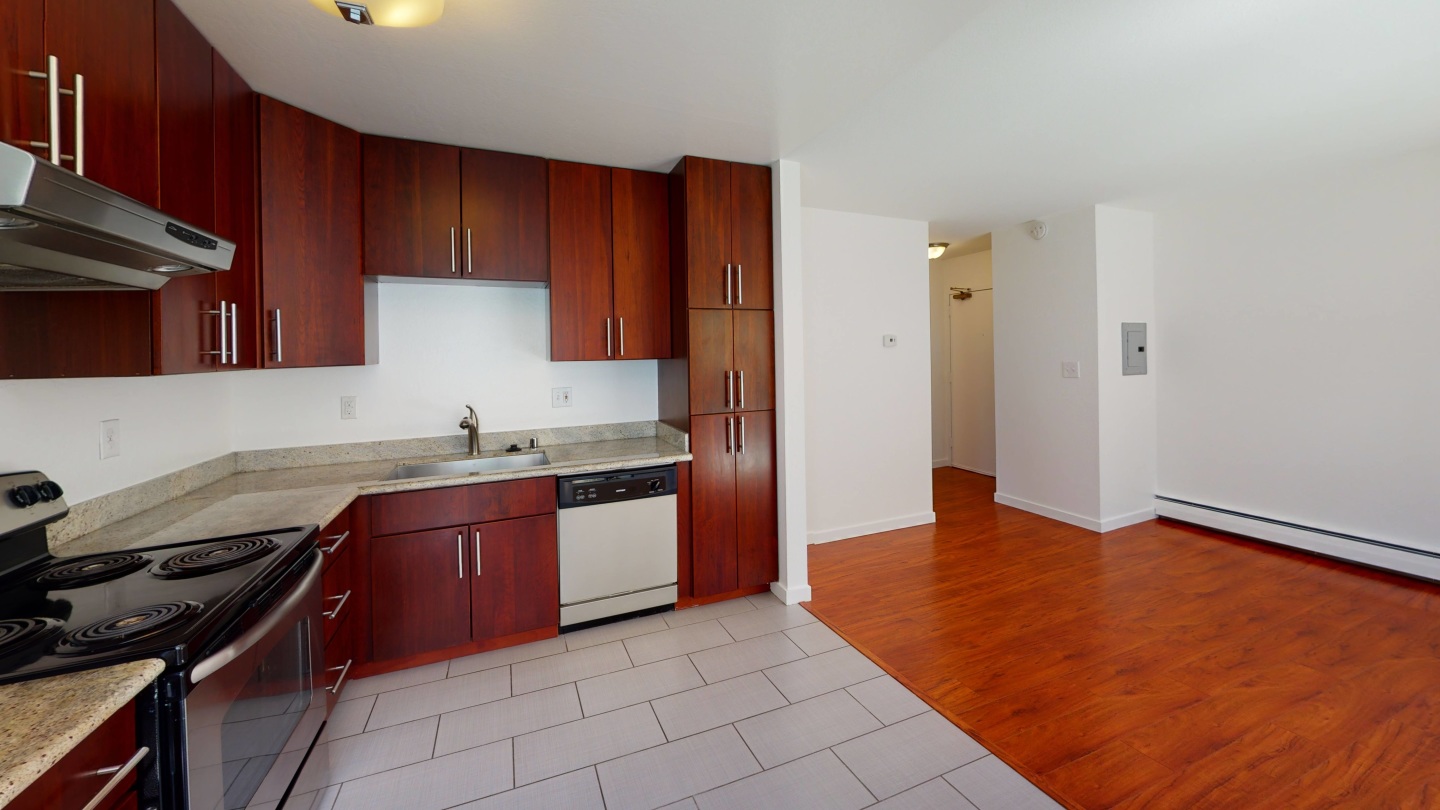 755 Green Street Image 3
