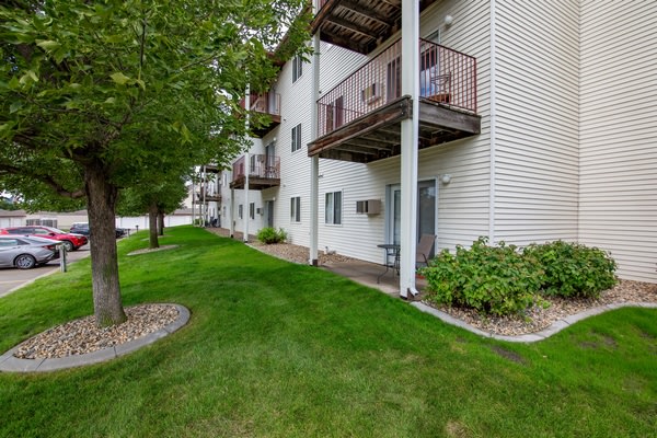 Turnpike Apartments Image 2