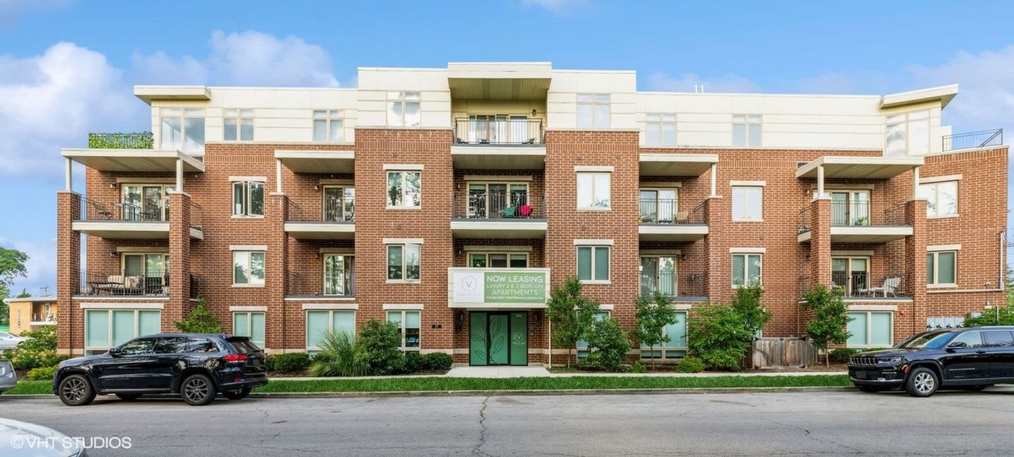 Vine Place Apartments Image 3