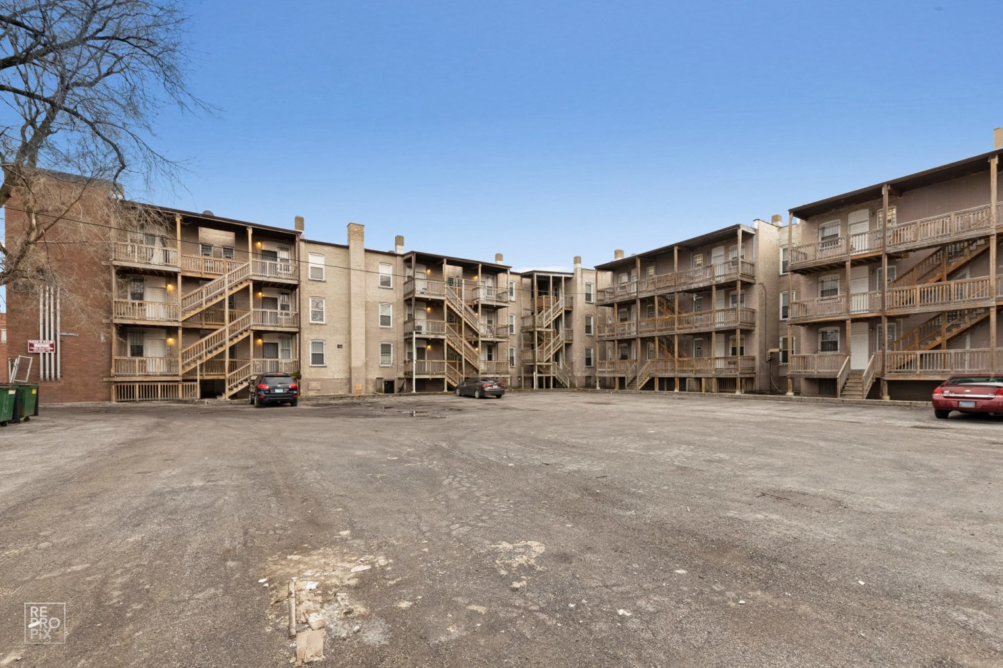 7643 S Stewart Avenue Apartments Image 11