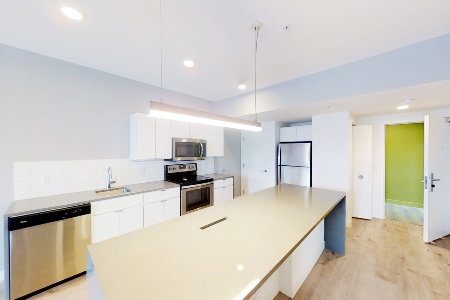 3435 Main Image 28