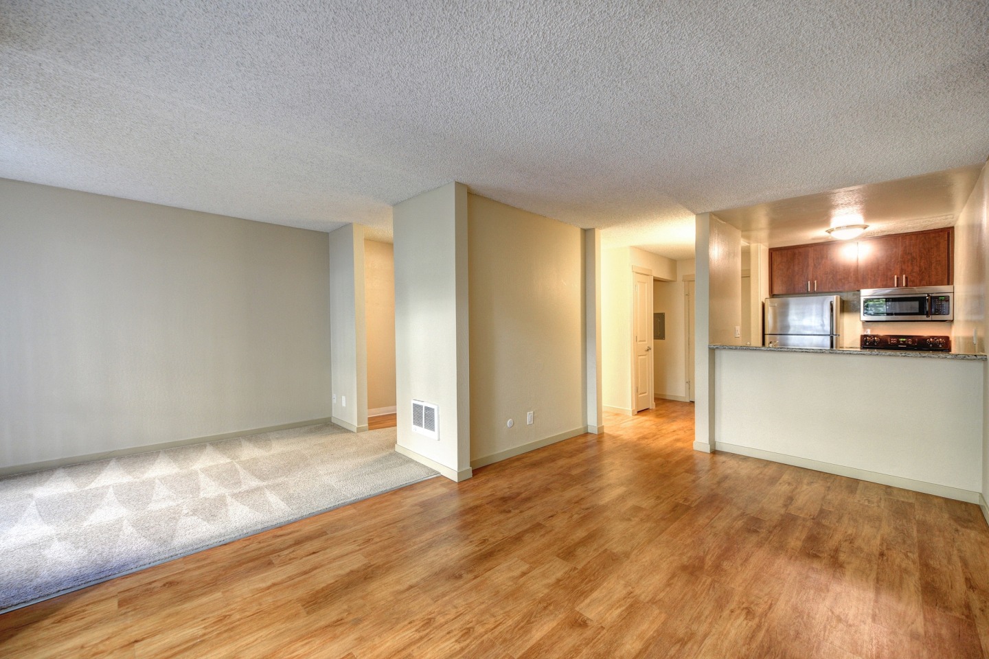 The Retreat Apartments Image 2