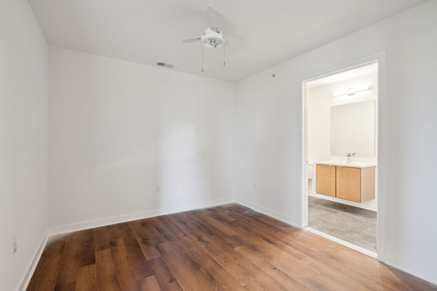 Graduate Pointe Image 72