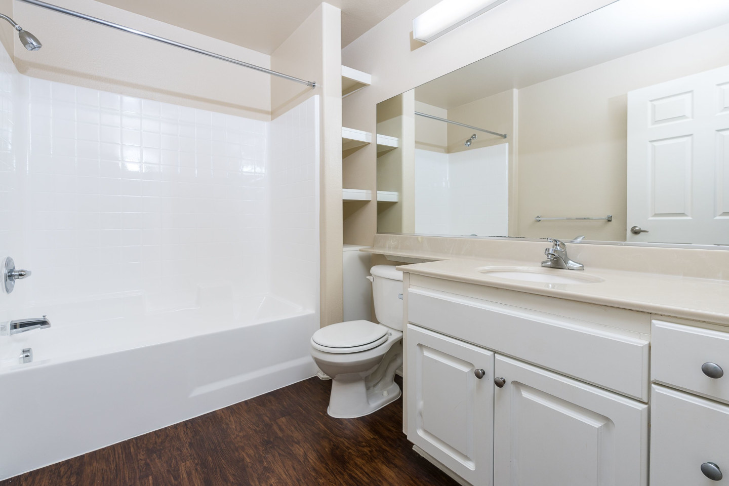Rancho Monte Vista Luxury Apartment Homes Image 9