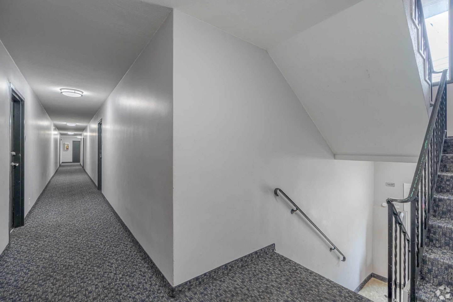 Richfield Square Apartments Image 20