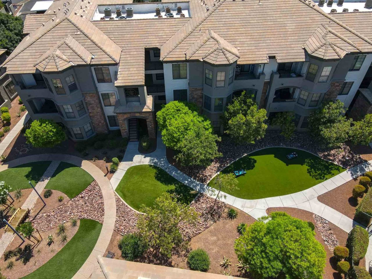 Zone Apartments Image 9