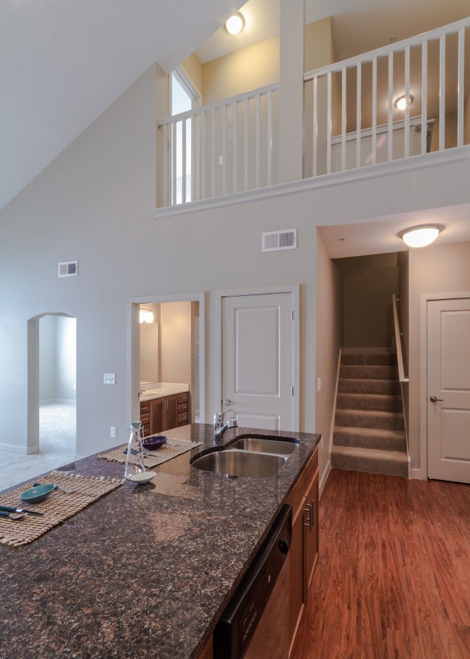 Promenade Pointe Image 17