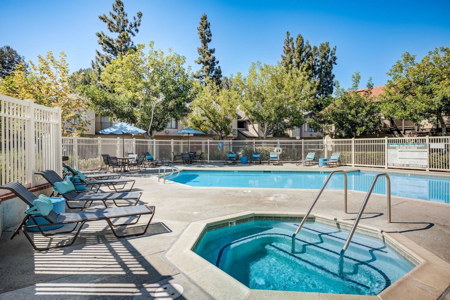 Mosaic Apartment Homes Image 19